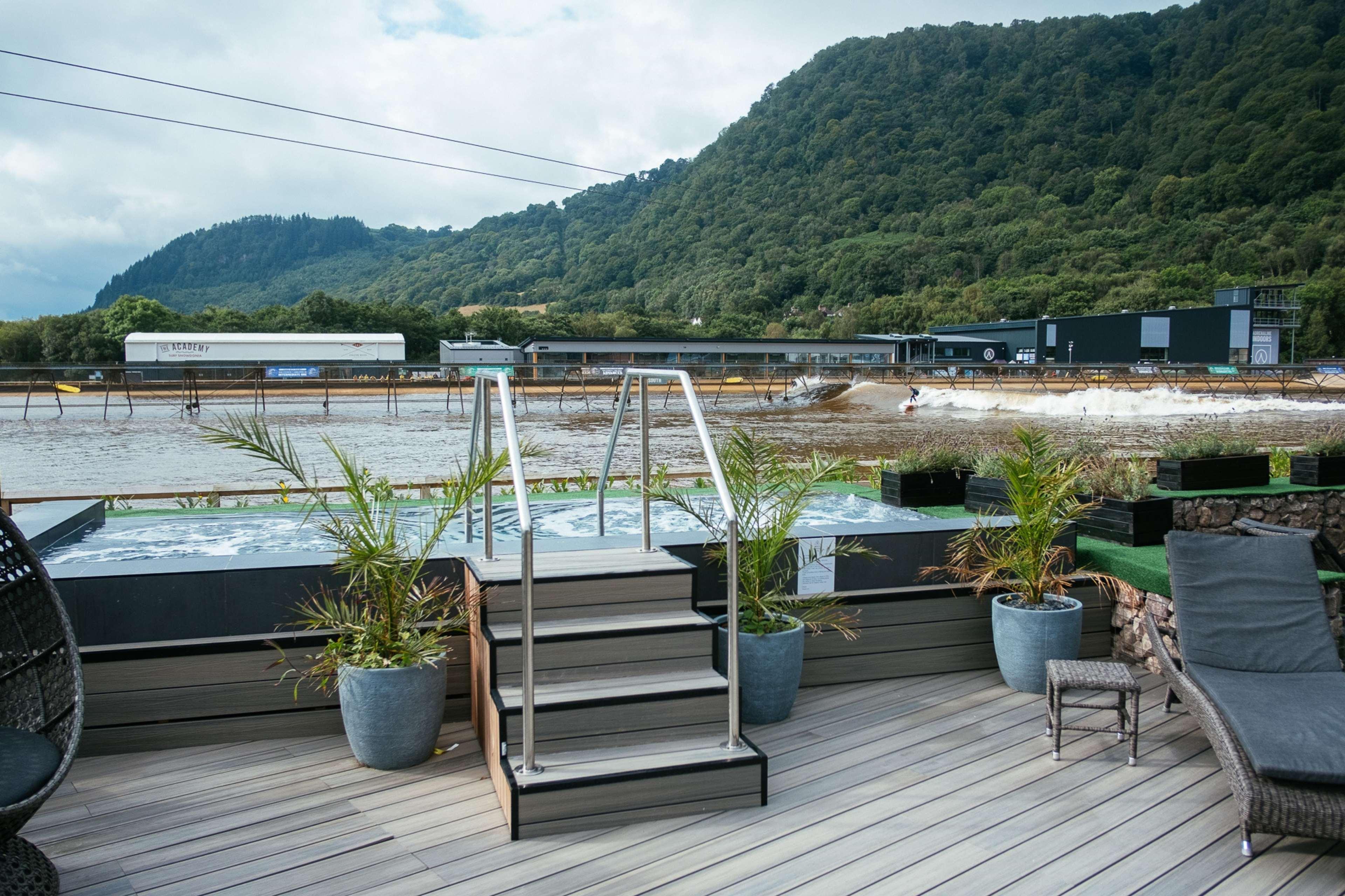Hilton Garden Inn Snowdonia Conwy Exterior foto