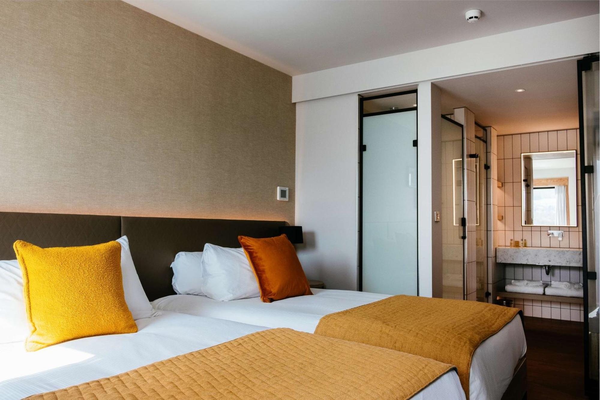Hilton Garden Inn Snowdonia Conwy Exterior foto
